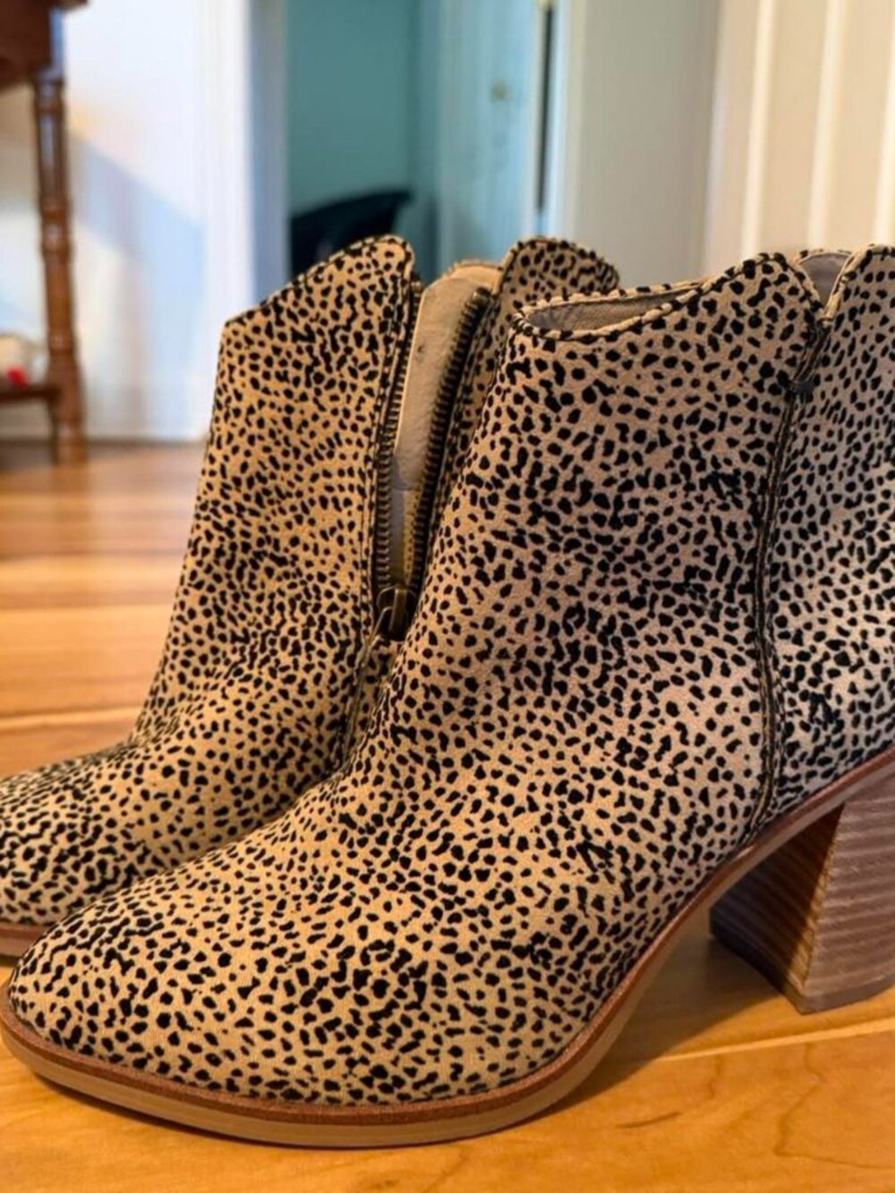 MIA Spotted High Heel Ankle Booties 7.5 M Side Zip Stacked Heel Almond Toe